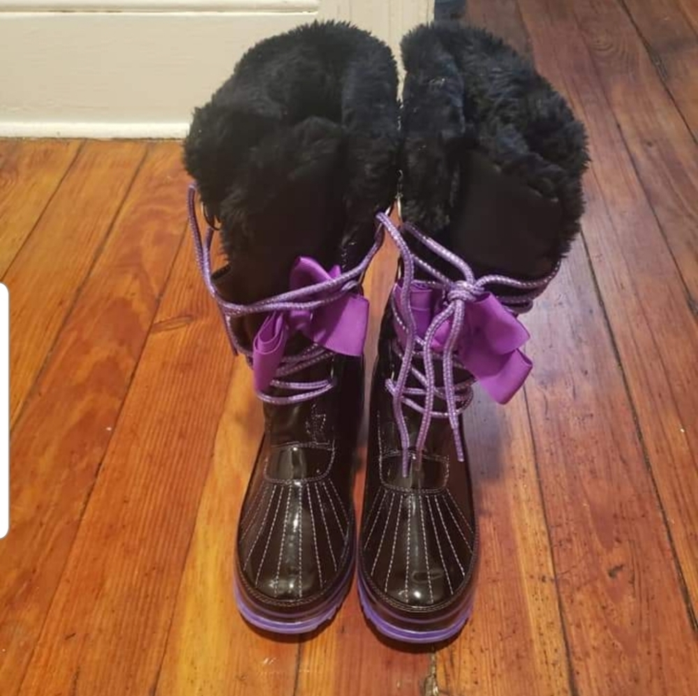 Jo Jo Siwa snow boots